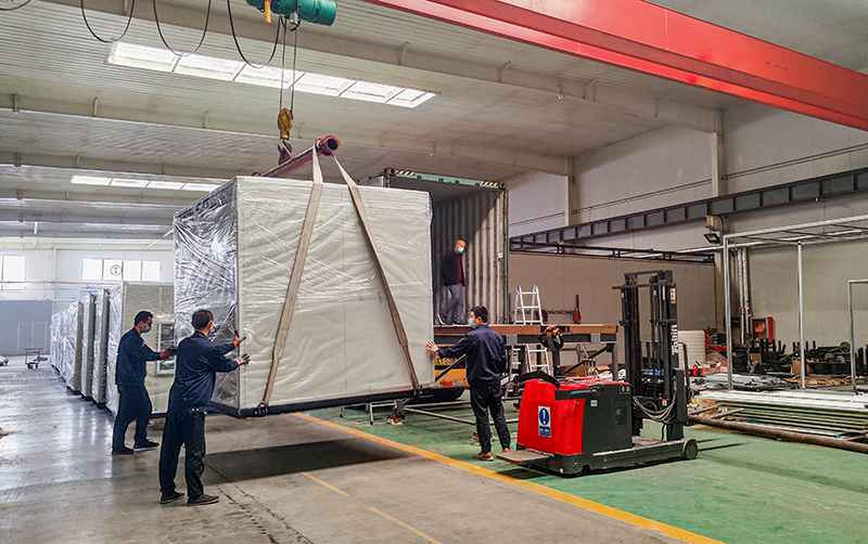 亚太集团供货的通用轮胎科技（柬埔寨）有限公司首胎成功下线